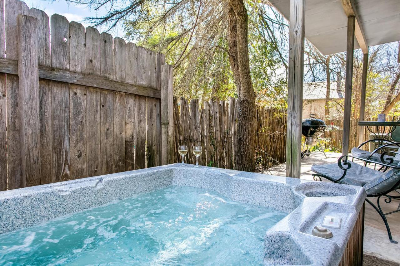Adams Travis - 1B1Ba, Pet Friendly With Fee, Walk To Main Villa Fredericksburg Kültér fotó