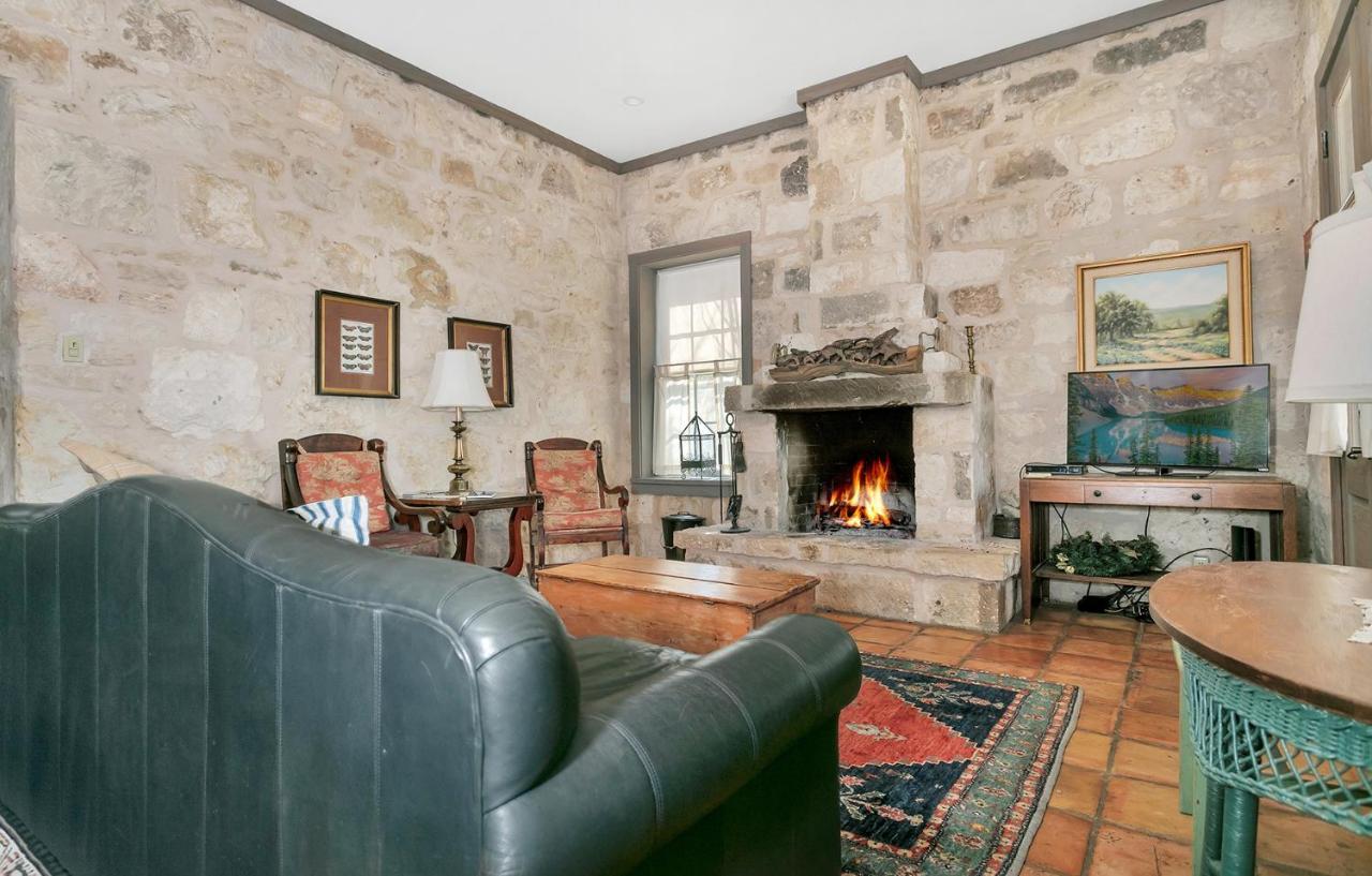 Adams Travis - 1B1Ba, Pet Friendly With Fee, Walk To Main Villa Fredericksburg Kültér fotó